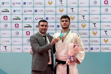 طلای ارزشمند جودوی آسیا بر گردن پوریا بنائیان