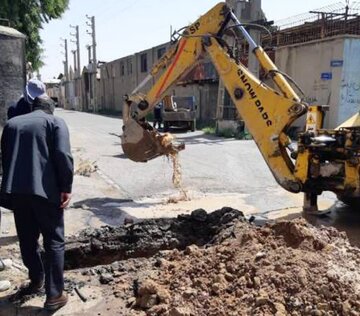 جمع‌آوری انشعابات غیرمجاز آب در بخش کهریزک