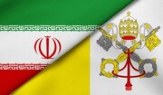 Araghchi rencontre le Premier ministre du Vatican