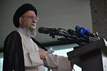 آیت‌الله نورمفیدی: فتح خرمشهر، توهمات صدام را درهم‌شکست