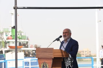 استاندار خوزستان: تولیدات داخلی مایه مباهات و غرور هر ایرانی است
