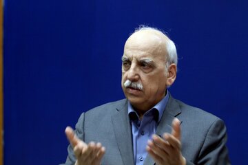 ورود بخش تولید به کسب و کار مالی، اقتصاد ایران را تهدید می‌کند