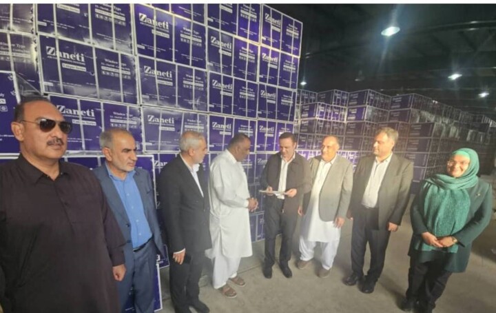 اهدای ۵۰۰ کولرگازی برای بهره مندی ۱۵ هزار دانش آموز در سواحل مَکُران