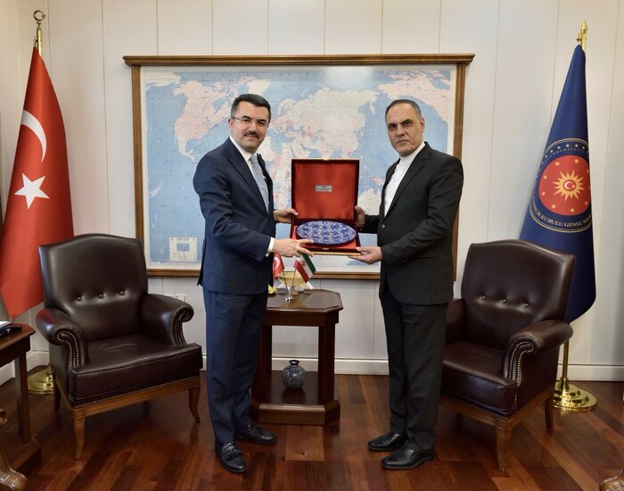 ایران از روند توقف تروریسم در منطقه حمایت میکند