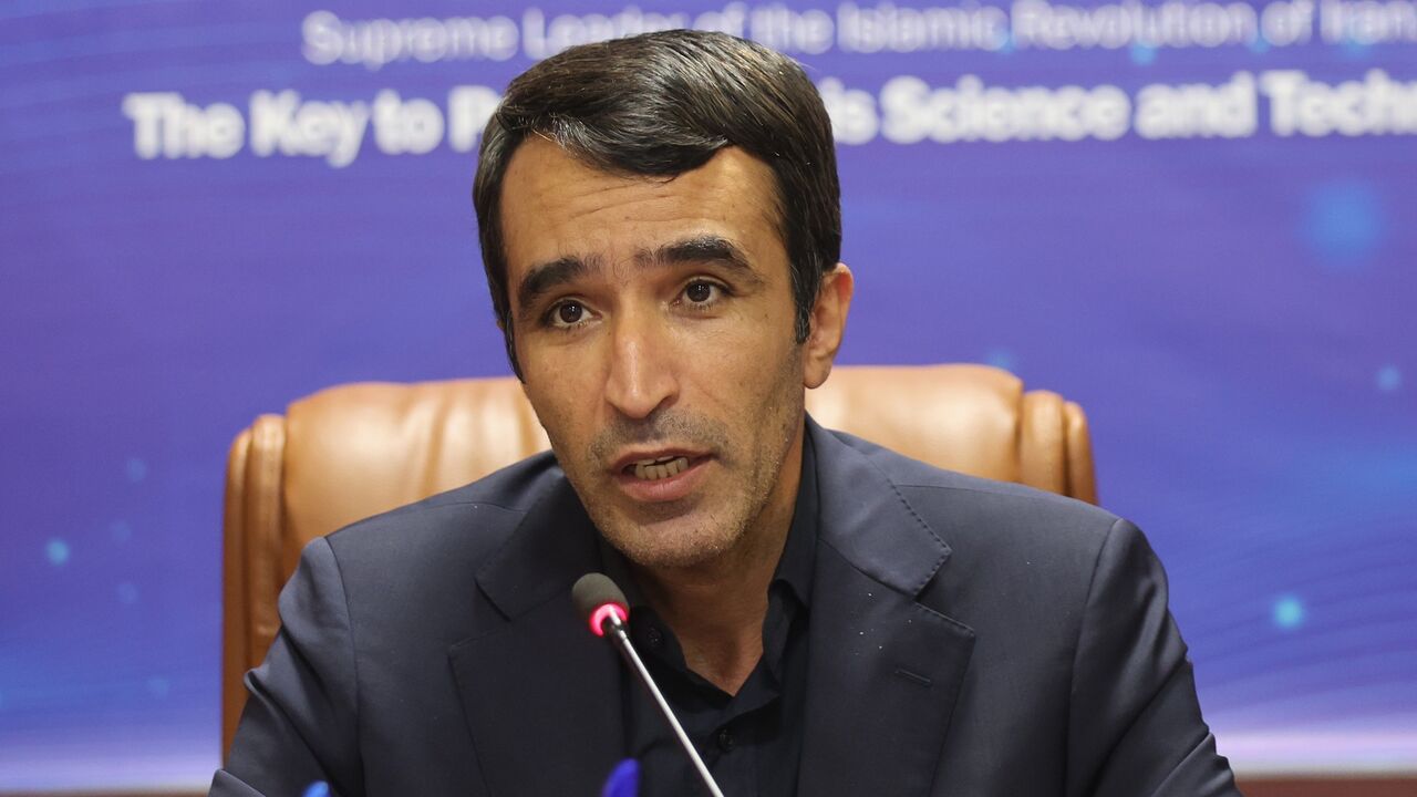 آغاز بومی‌سازی مبدل‌های نیروگاه خورشیدی با حمایت معاونت علمی