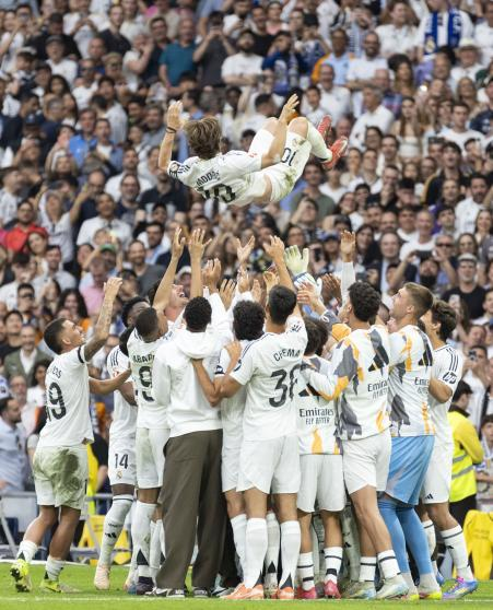 کوچ ستارهها از کهکشان مادرید؛ اشک رئالیها بدرقه راه تاریخسازان شد