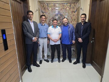 دیدار قلعه‌نویی با مدیرعامل و هیات مدیره باشگاه چادرملو