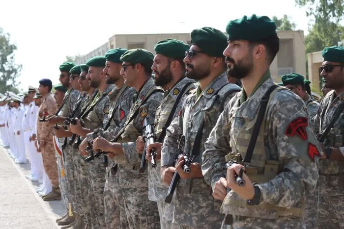 نگه داشتن روز مقاومت و پایداری در بندر عباس