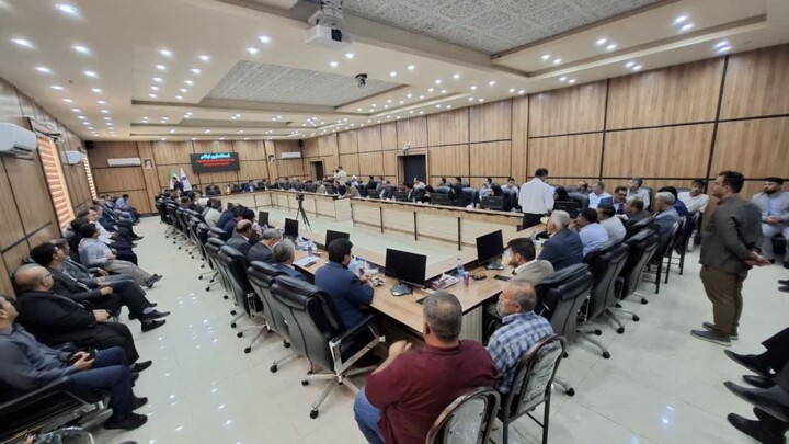 استاندار: بهرهبرداری از ظرفیتهای مرز مهران اولویت توسعه ایلام است