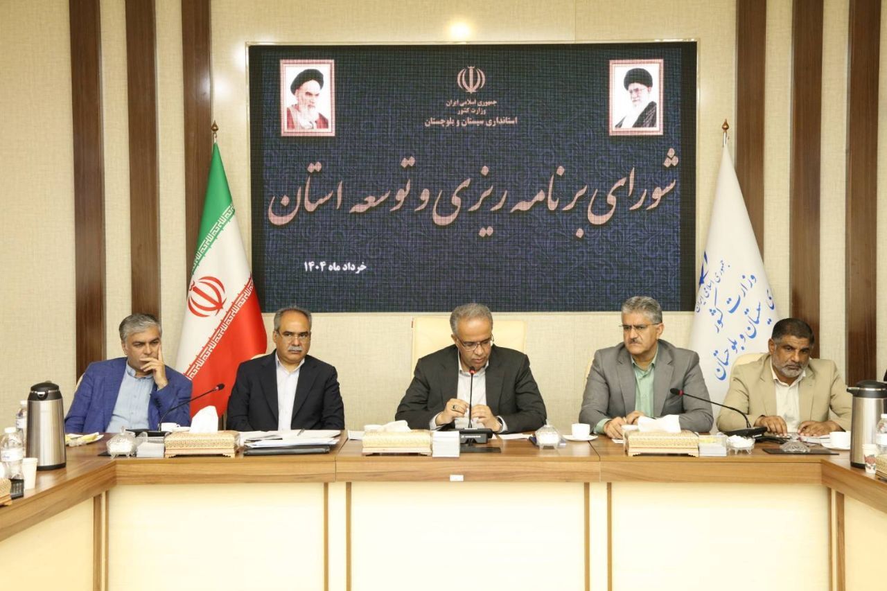 اعطای بورسیه برای تامین نیروی بهداشت و درمان در سیستان و بلوچستان ضروری است