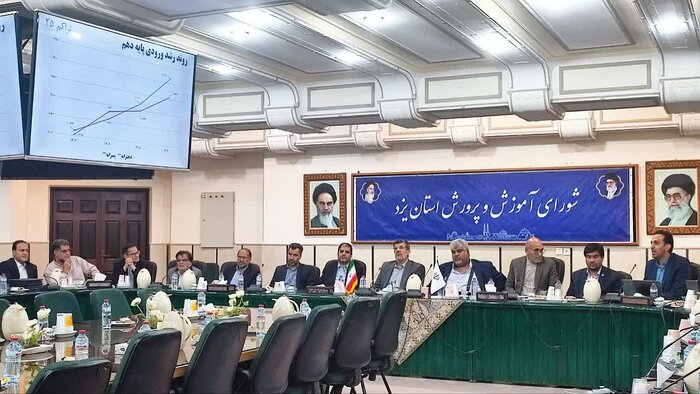 استاندار: مهارت آموزی، لازمه امروز دانش آموزان یزد است