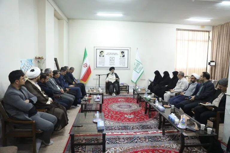 رئیس جامعه مدرسین: استعدادهای برتر در کشور باید جذب شوند
