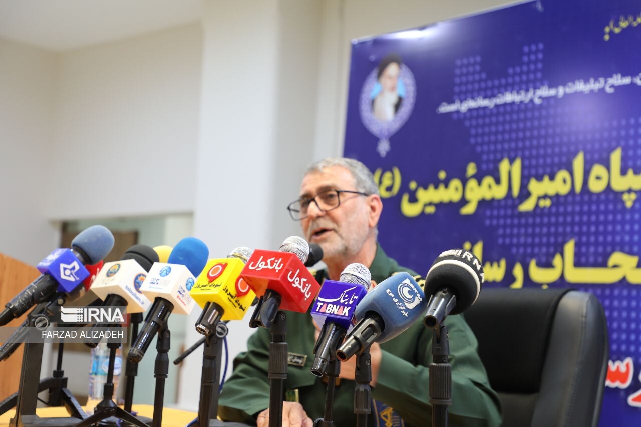 سردار حسینی: مجموعه سپاه همواره در کنار اصحاب رسانه بوده است