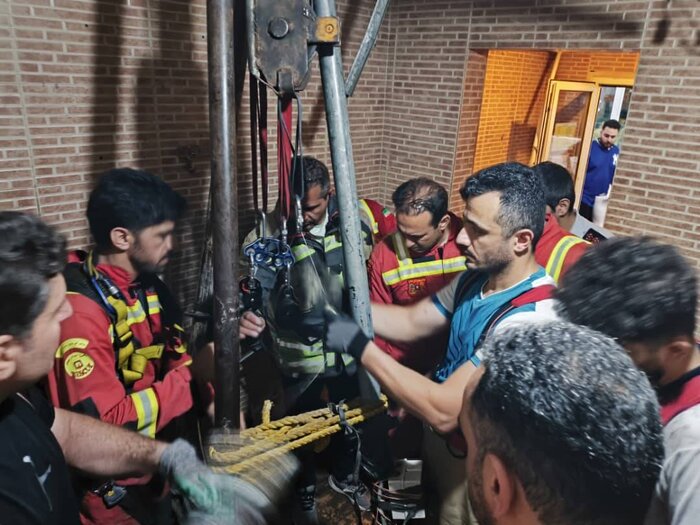 سقوط مرگبار در درون چاه در شرق تهران