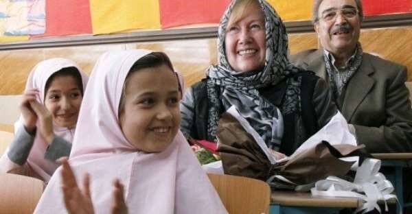 احترام به اسطوره دانشکده ایران