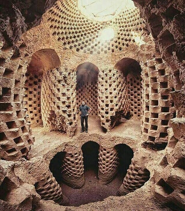 کبوترخانه‌های خمین، منبعی برای تولید کود باکیفیت و پایداری محیط زیست