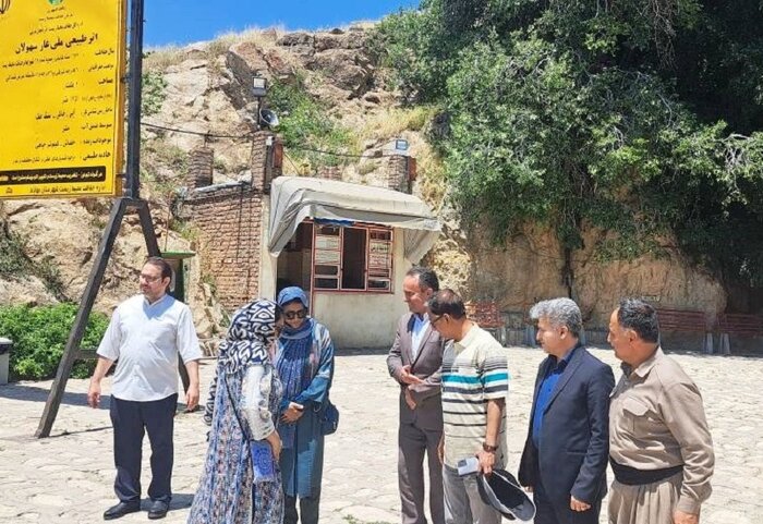 ذوق زدگی سفیر بنگلادش در بازدید از غار سهولان آذربایجان‌غربی