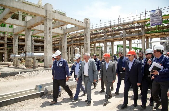حمایت استاندار آذربایجان شرقی از تکمیل طرح تولید پلی اتیلن سنگین مجتمع پتروشیمی تبریز