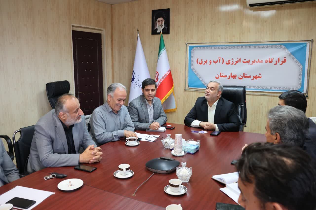 فرماندار بهارستان: شهروندان برای پایداری شبکه برق مصرفشان را مدیریت کنند