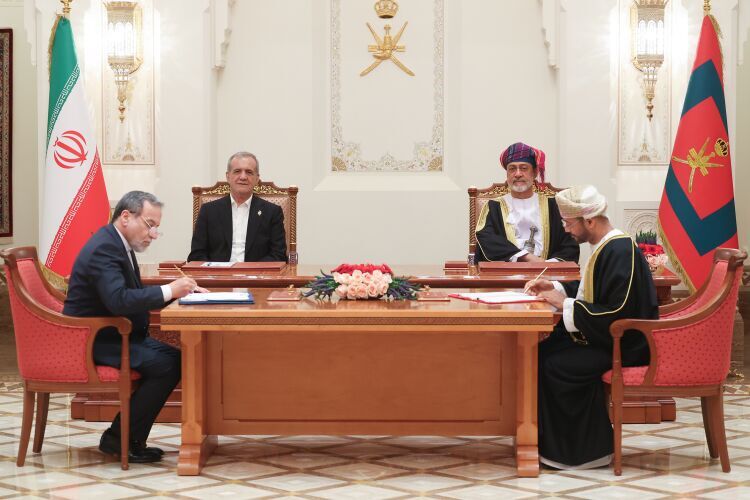 18 Kooperationsdokumente zwischen Iran und dem Sultanat Oman unterzeichnet