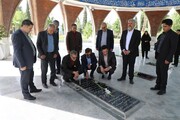 مدیرعامل ایرنا به مقام شامخ شهدای ایلام ادای احترام کرد