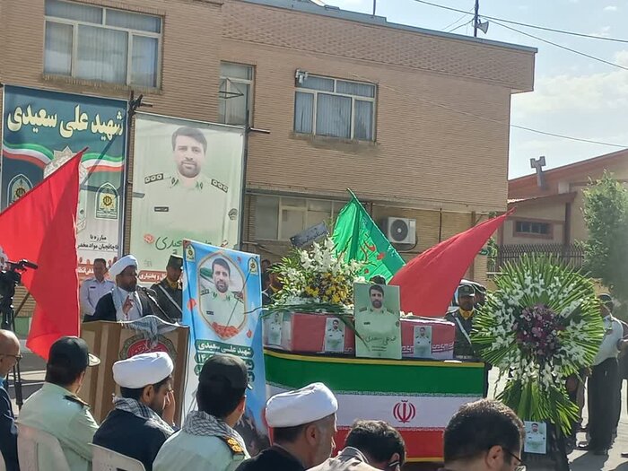 پیکر شهید مدافع امنیت در شهرکرد تشییع شد