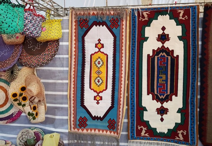 بافندگان بوشهر: گره از کار فروبسته ما بگشایید