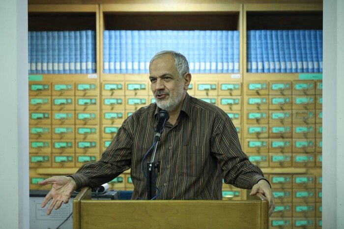 قدامالی سارسامی: شعر خییام زبان ناخودآگاه ایرانی است