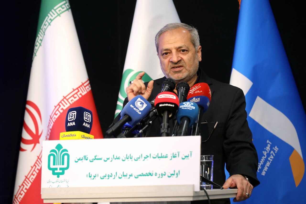 آغاز نهضتی ملی برای پایان مدارس ناایمن/ عدالت آموزشی رویکرد اصلی دولت است
