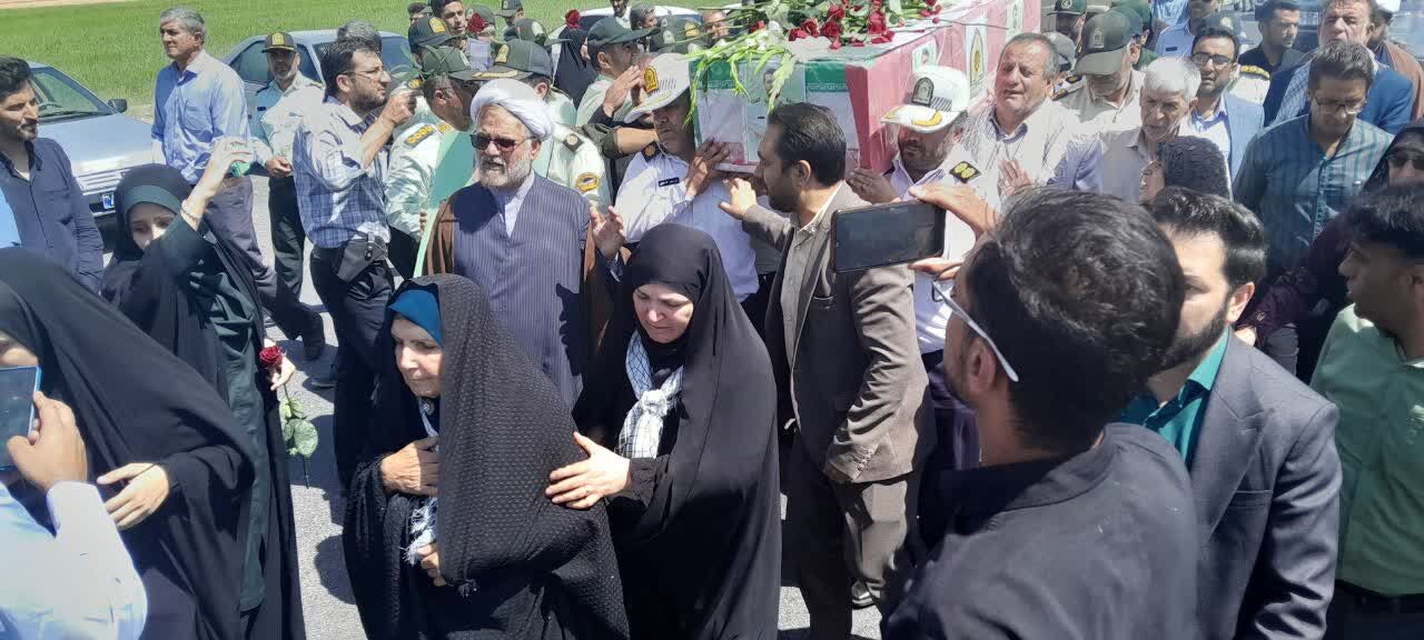 پیکر شهید مدافع امنیت در شهرکرد تشییع شد