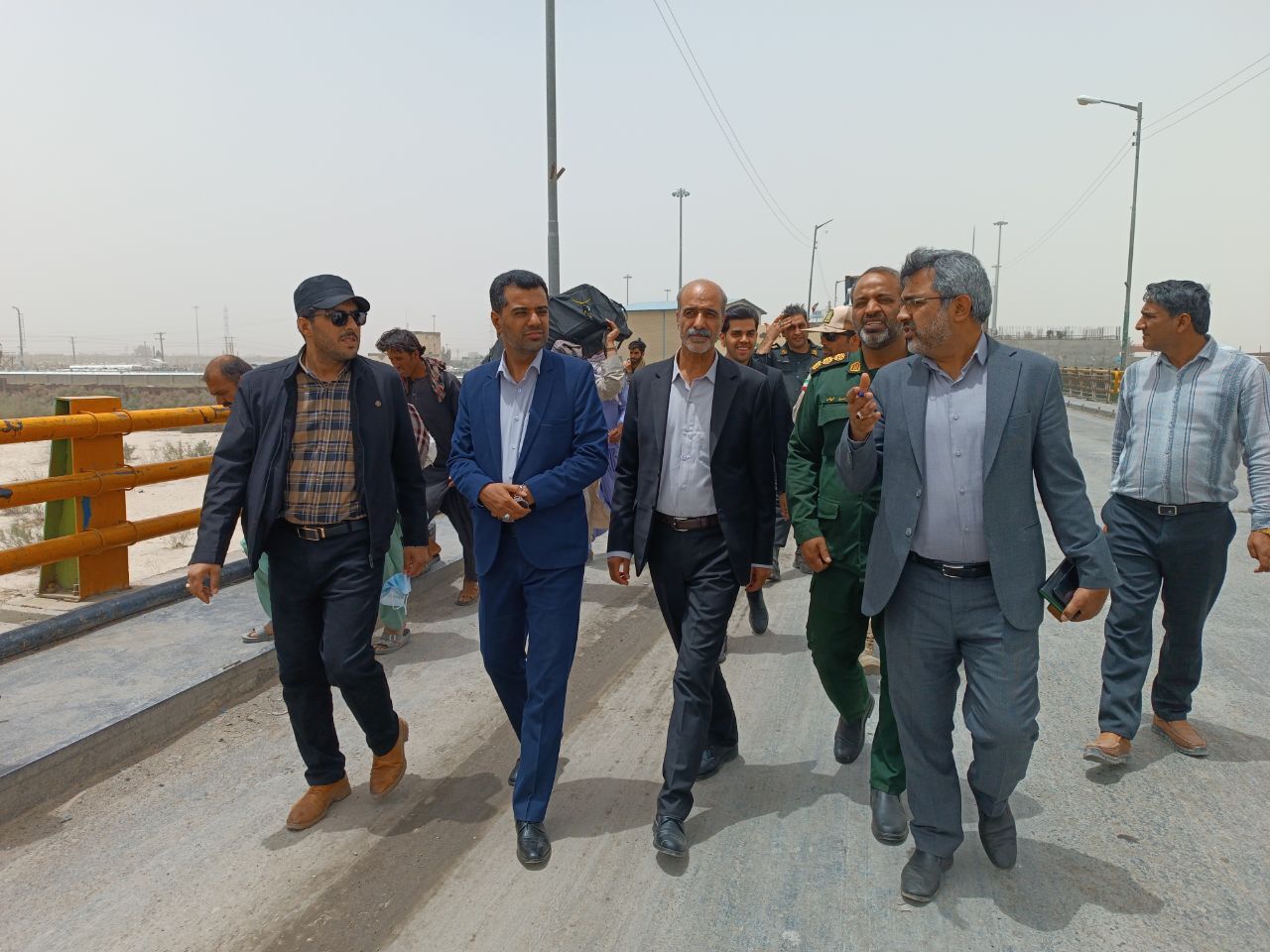 فرماندار هیرمند: مرز میلک باید به کانون تجارت بین‌المللی تبدیل شود