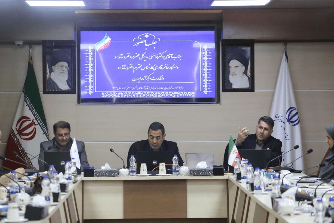 ۵۴درصد جمعیت آذربایجان شرقی در تبریز ساکن هستند ۵۴درصد جمعیت آذربایجان شرقی در تبریز ساکن هستند