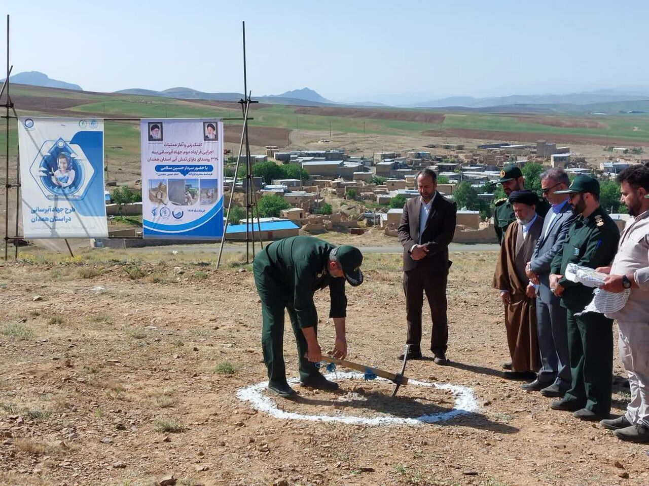 مرحله دوم جهاد آبرسانی به ۳۳۰ روستای همدان با حضور فرمانده کل سپاه آغاز شد