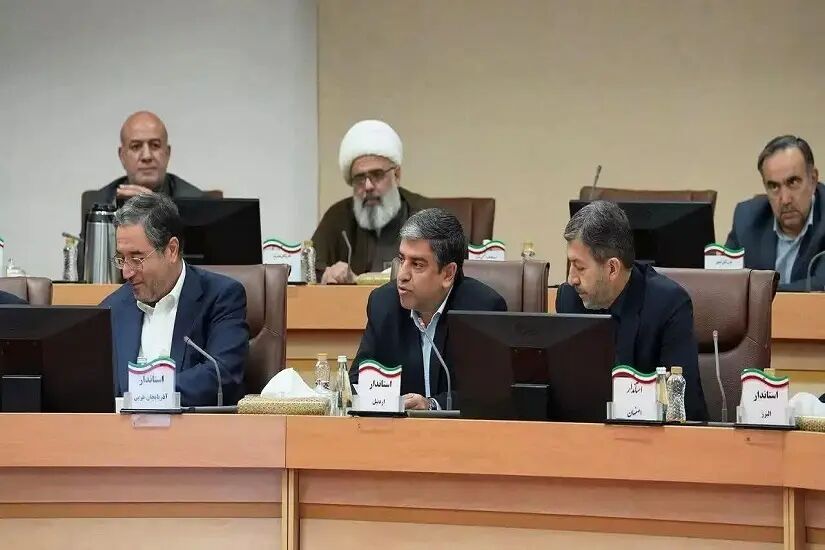 استاندار اردبیل: ترخیص کالاهای رسوبی در گمرکات تسریع شود