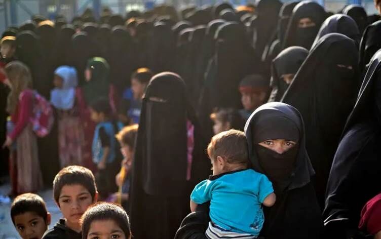 آغاز انتقال خانواده های داعشی از سوریه به اردوگاه «جدعه» در عراق