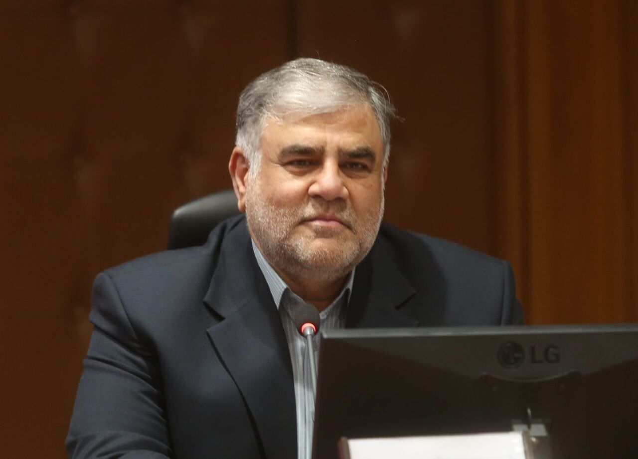 حکم شهردار قم ابلاغ شد