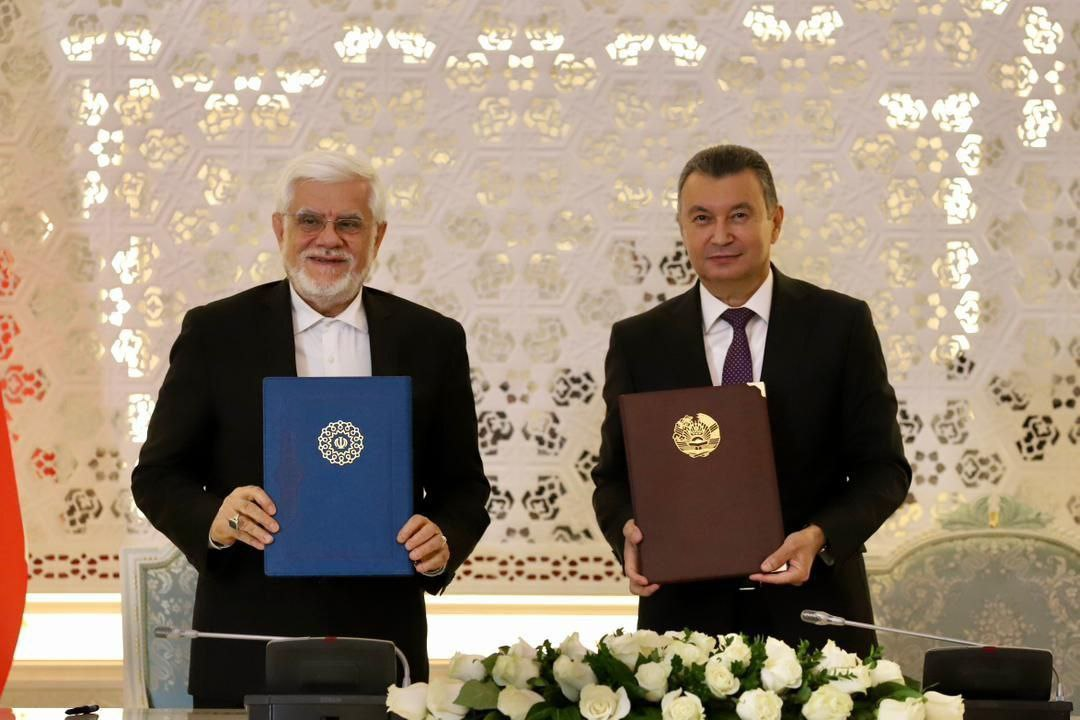 تبادل ۴ سند همکاری و یادداشت تفاهم میان ایران و تاجیکستان