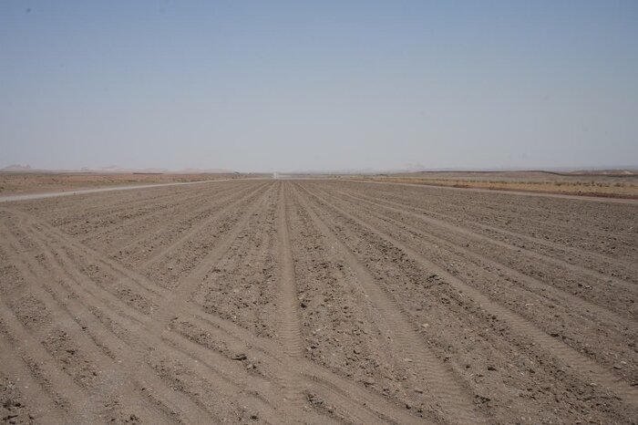 خاکبرداری باند پرواز فرودگاه بینالمللی قم آغاز شد