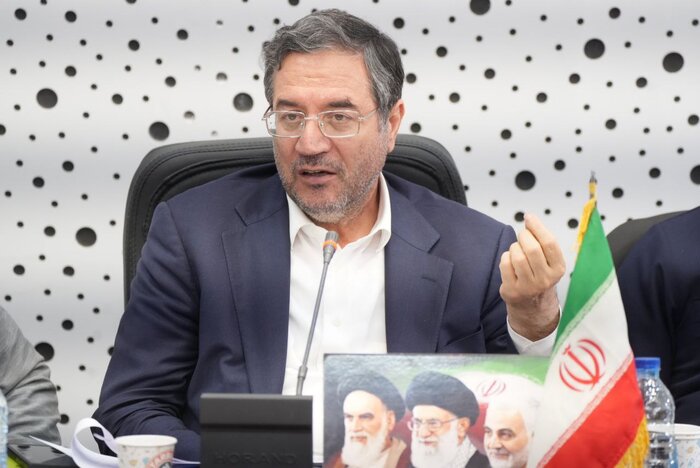 استاندار آذربایجانغربی: قوانین جدید کولبری تبیین شود