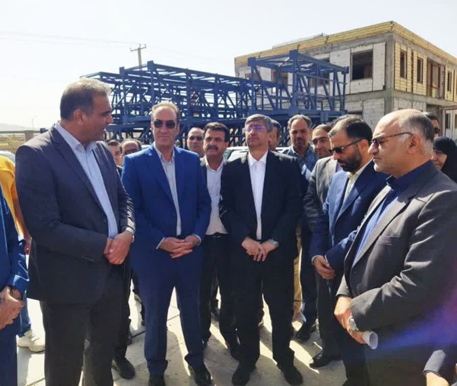استاندار لرستان: ۲۰ واحد صنعتی در منطقه ویژه اقتصادی بروجرد فعال است