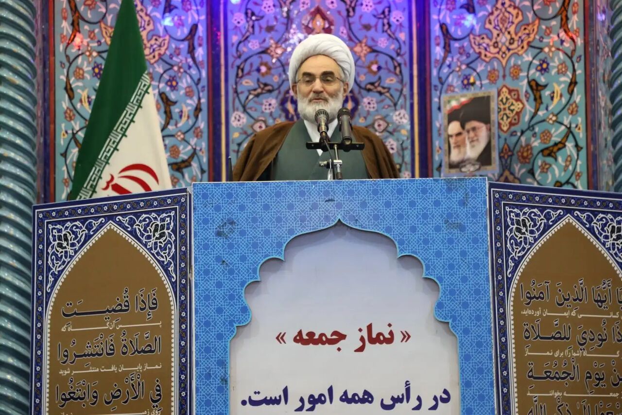 امام جمعه رشت: محیط زیست گیلان نیازمند توجه جدی مردم و مسئولان است