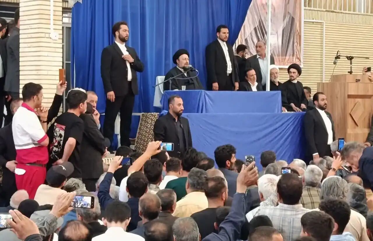 یادگار امام (ره): جمهوری اسلامی نباید از توده مردم جدا شود