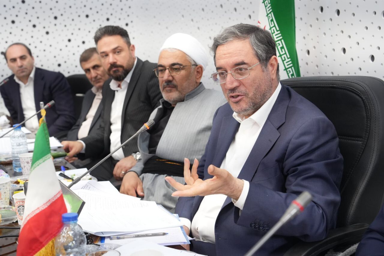 استاندار آذربایجان‌غربی: قوانین جدید کولبری تبیین شود
