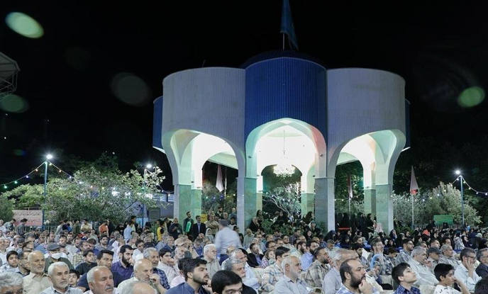 صحن مقبره الشهدای شهرک شهید محلاتی تهران افتتاح شد