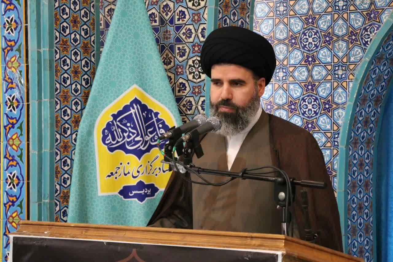 امامان جمعه تهران:حضور مردم در مراسم سالگرد امام خمینی وحدت آفرین است