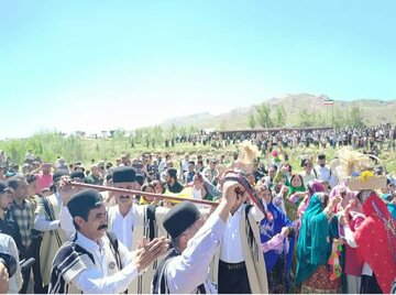 دومین جشنواره فرهنگ و آیین‌های روستایی عشایری چهارمحال و بختیاری برگزار شد