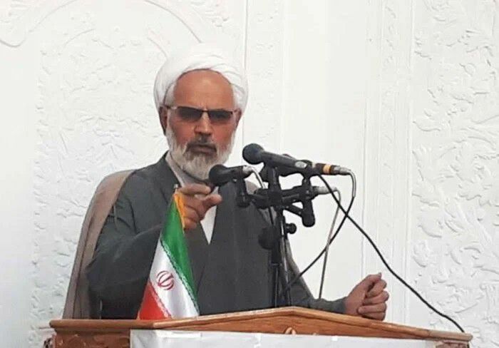 امام جمعه موقت بروجرد: جمهوری اسلامی جزو ابرقدرت‌های نظامی است