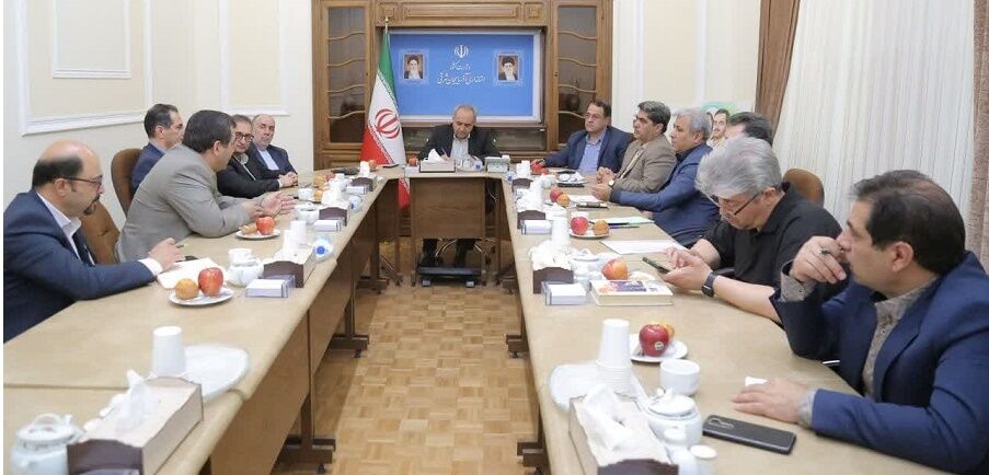 استاندار آذربایجان شرقی: حق و حقوق کارگران و کارفرمایان در اصلاح قانون مشاغل سخت رعایت شود استاندار آذربایجان شرقی: حق و حقوق کارگران و کارفرمایان در اصلاح قانون مشاغل سخت رعایت شود