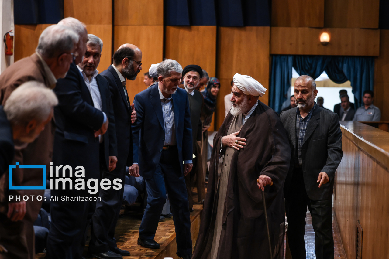 رئیس دفتر عالی رهبر: روزنامه اطلاعات باید وظیفه تبلیغات خود را صادقانه انجام دهد