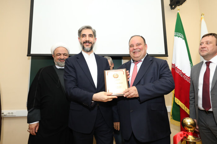 افتتاح بیستمین اتاق ایران در دانشگاه های روسیه + فیلم